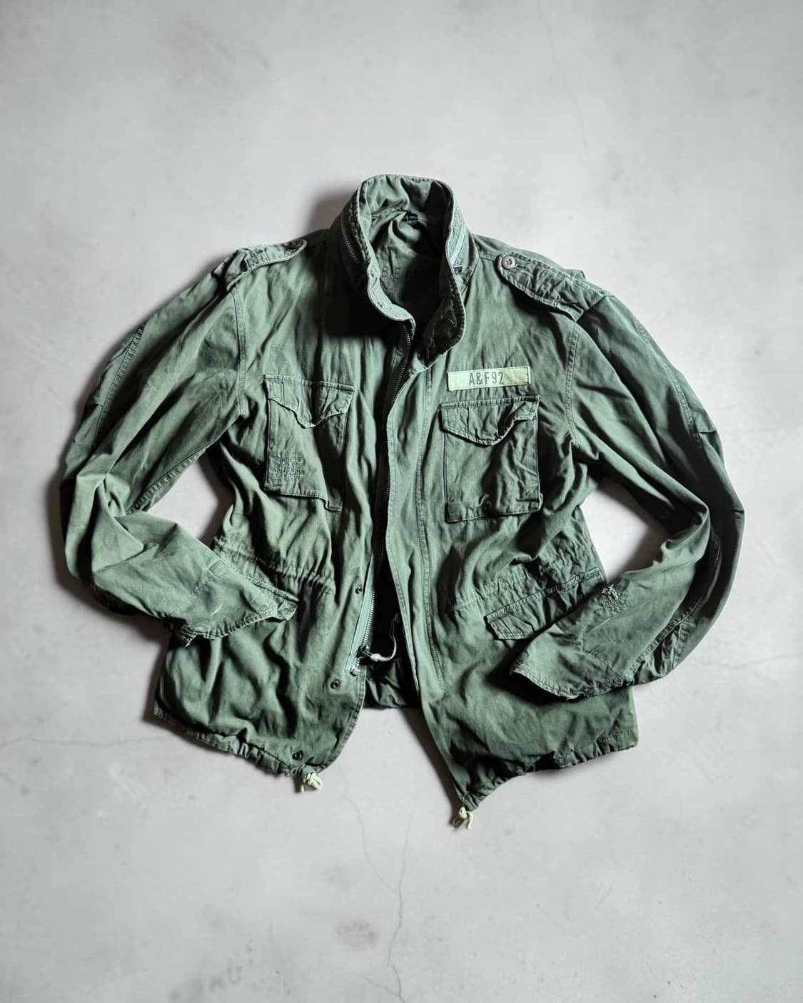 아베크롬비 & 피치(Abercrombie & Fitch) M-65 필드 상품이미지1