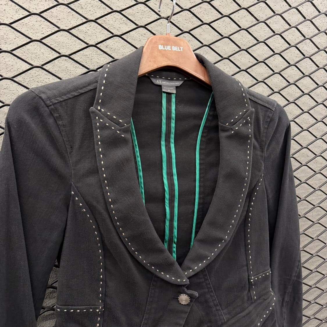 아르마니 익스체인지 헤비코튼 데님 블레이저 자켓 유니크 라펠 스티치 라인 상품이미지4