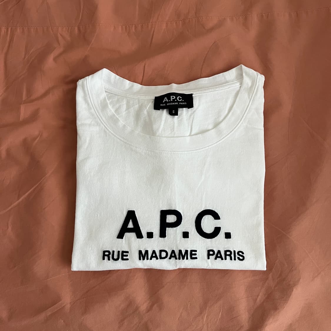 아페쎄 일본한정 로고 자수 반팔티 상품이미지3