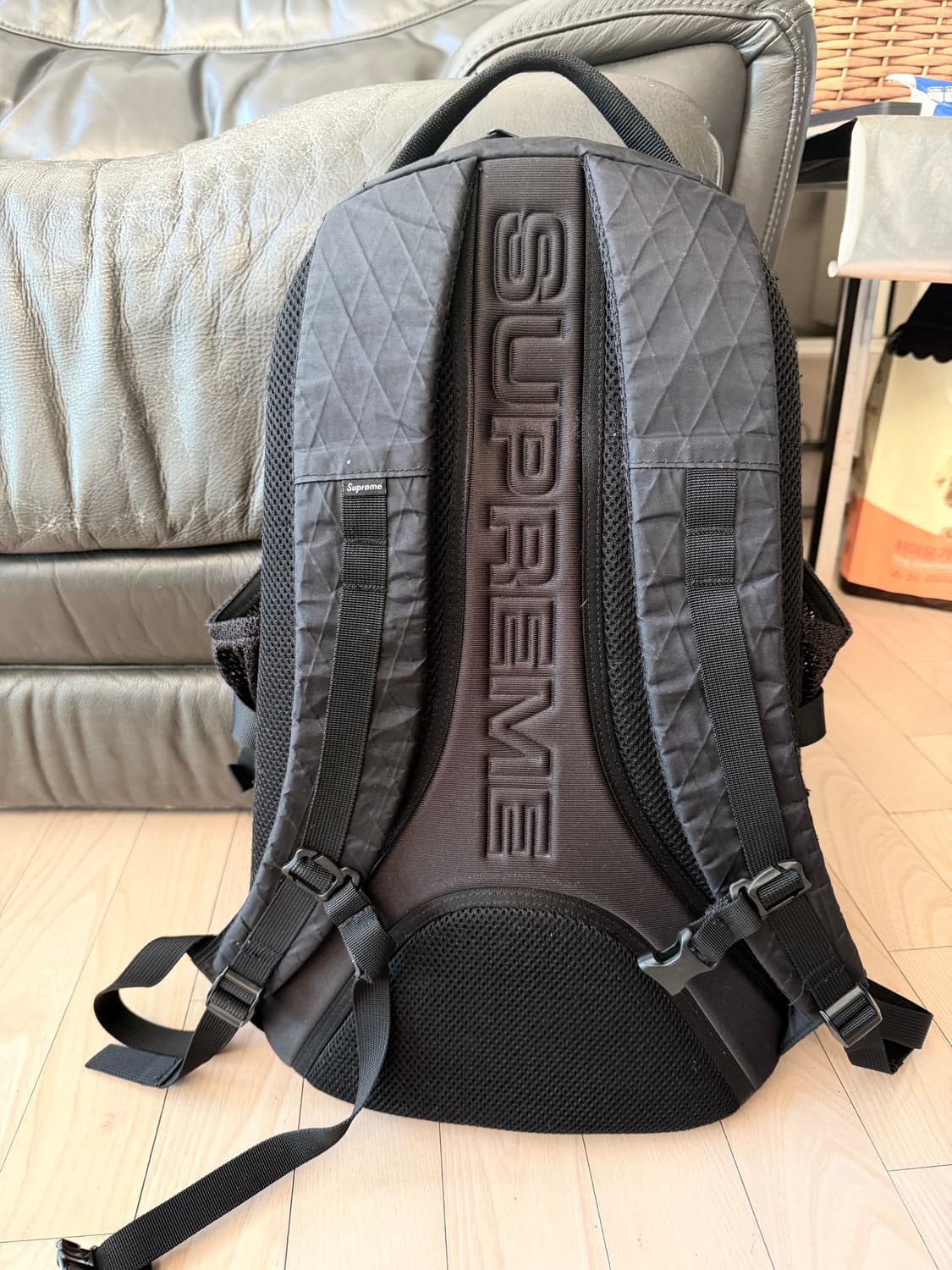 슈프림 23fw 백팩 상품이미지2