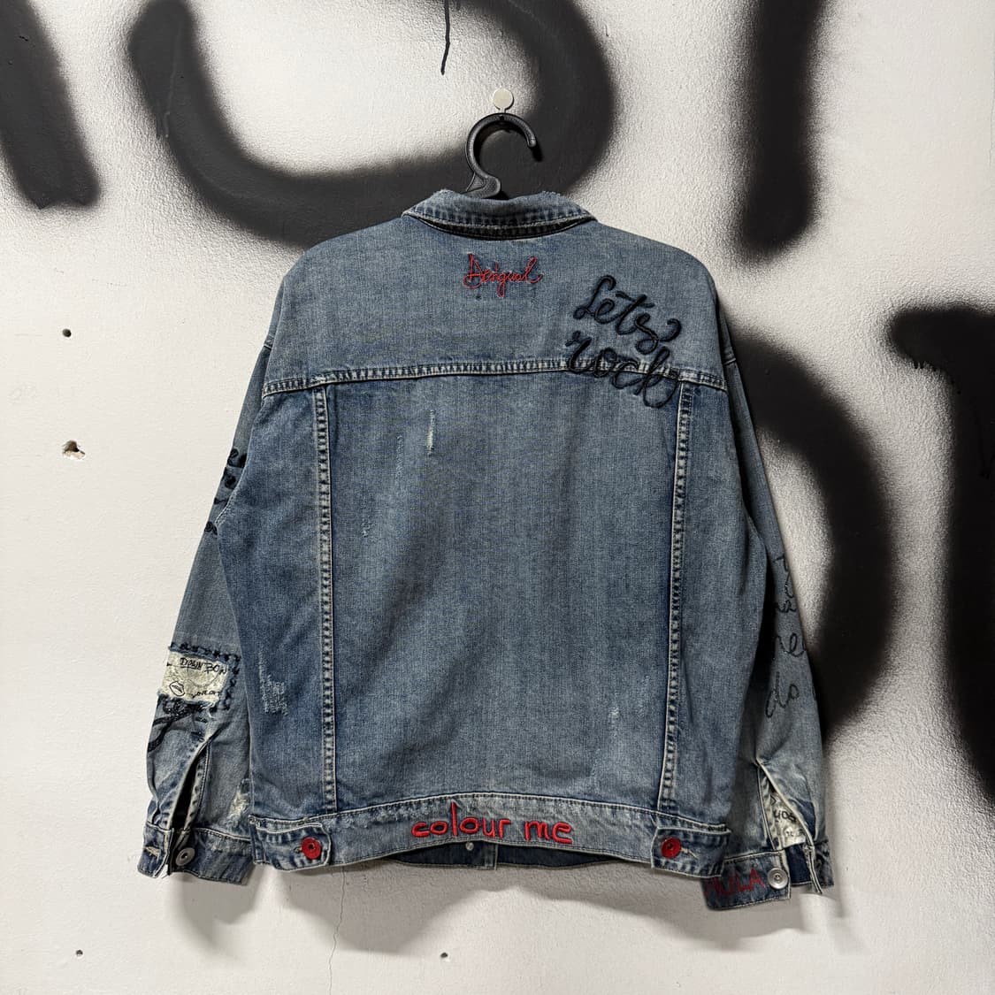 데시구알 디스트로이드 데미지 워싱 데님 트러커 자켓 상품이미지2