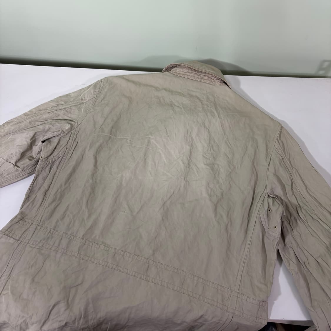 95-100 CP컴퍼니 베이지 나일론 야상자켓 상품이미지4