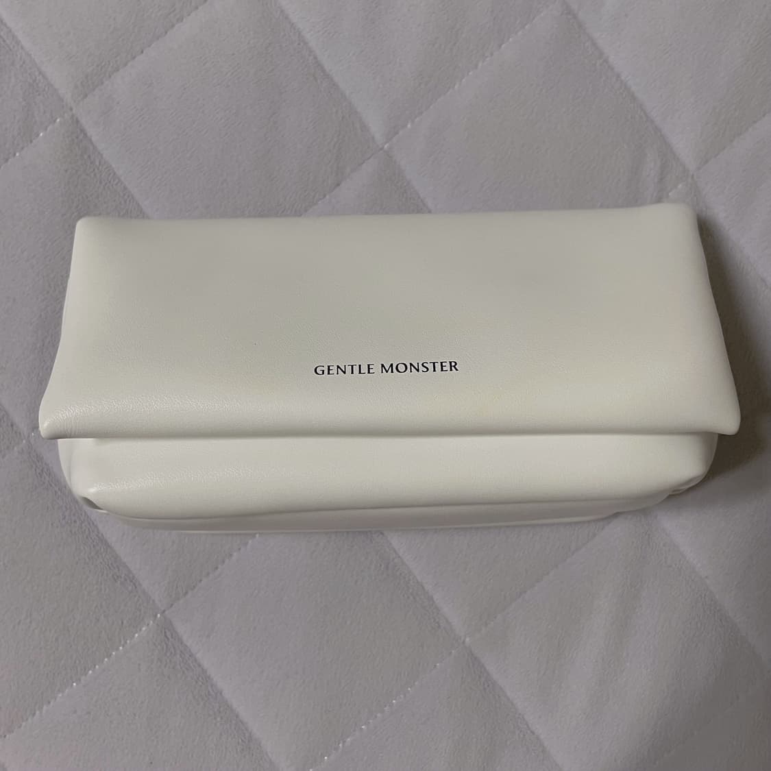 젠틀몬스터 선글라스 라모드 01 블랙 상품이미지7