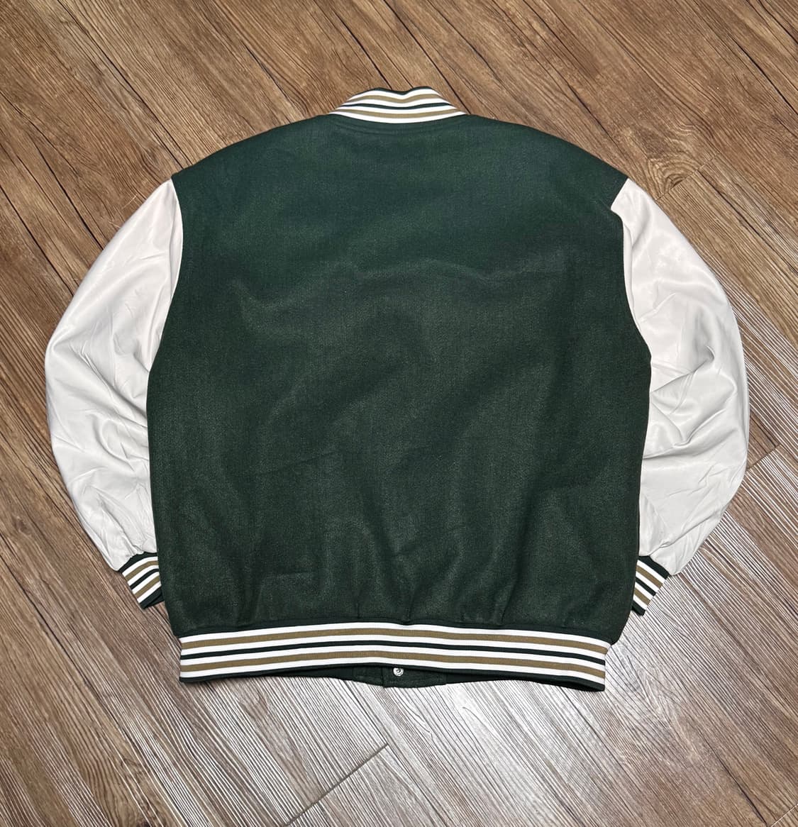 CHIP CLIP 오버핏 바시티 자켓 상품이미지3