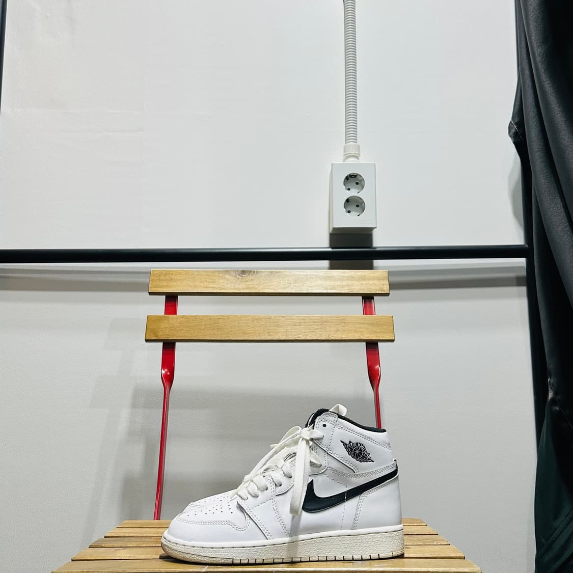 225) 나이키 운동화 여성 여자 신발 에어조던1 하이 화이트 상품이미지3