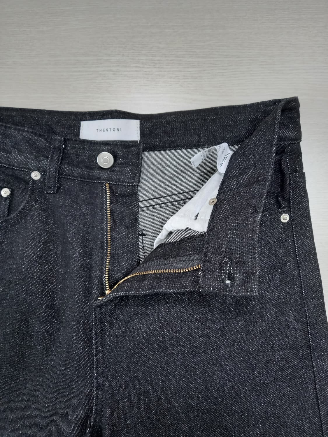 31 새상품 THESTORI 하이웨이스트 생지 일자 블랙 31-513 상품이미지6