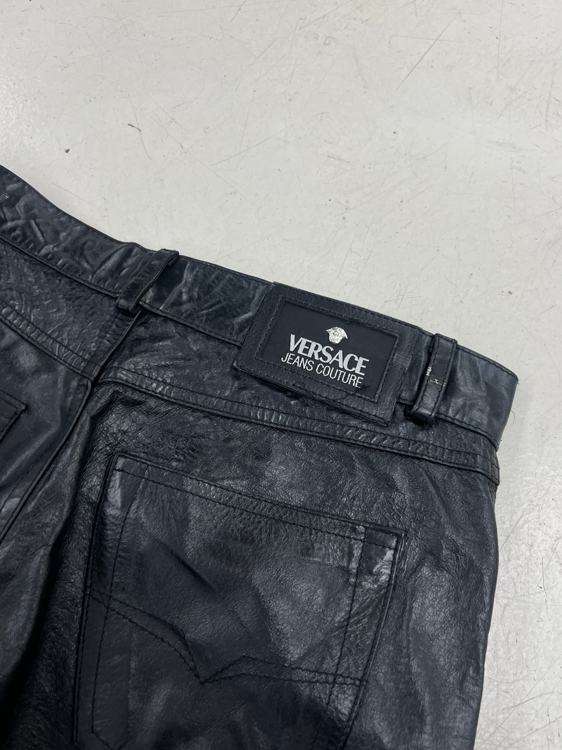 베르사체 레더팬츠 상품이미지6