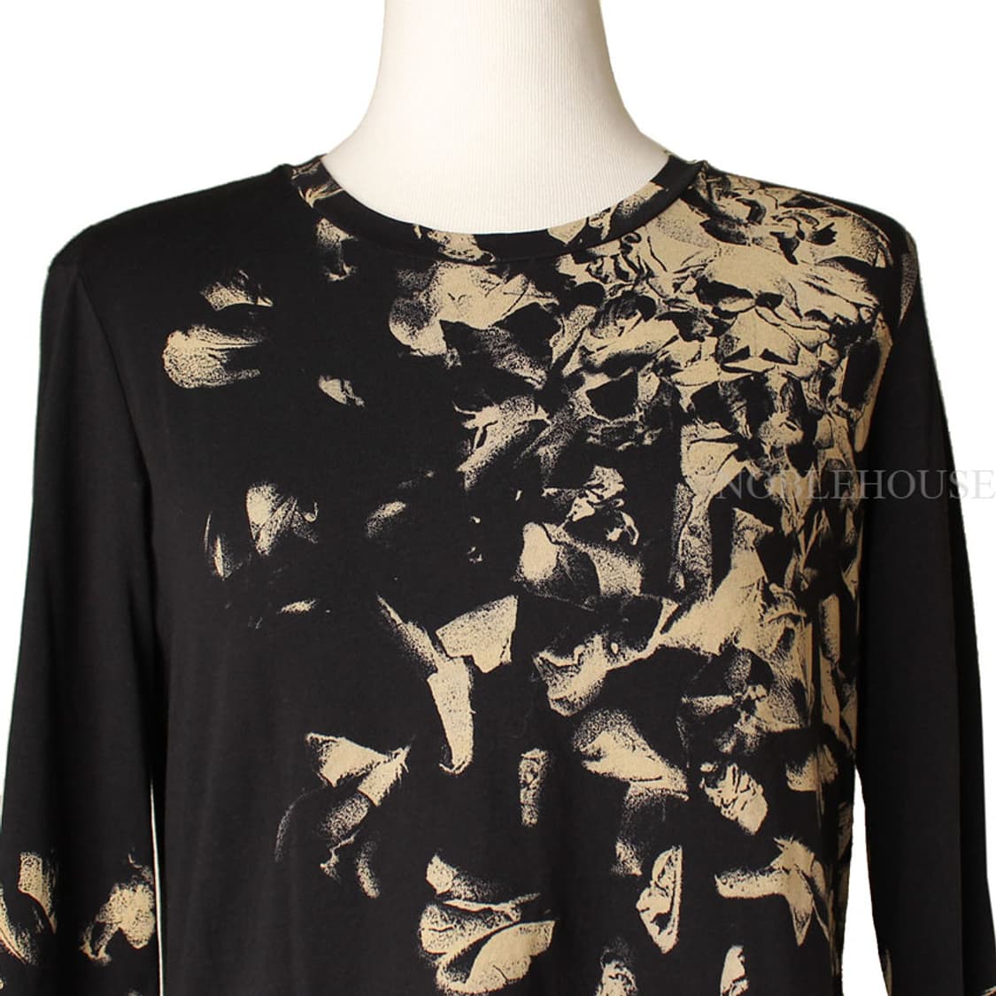 띠어리 블랙&베이지 프린팅 티셔츠 55 상품이미지6