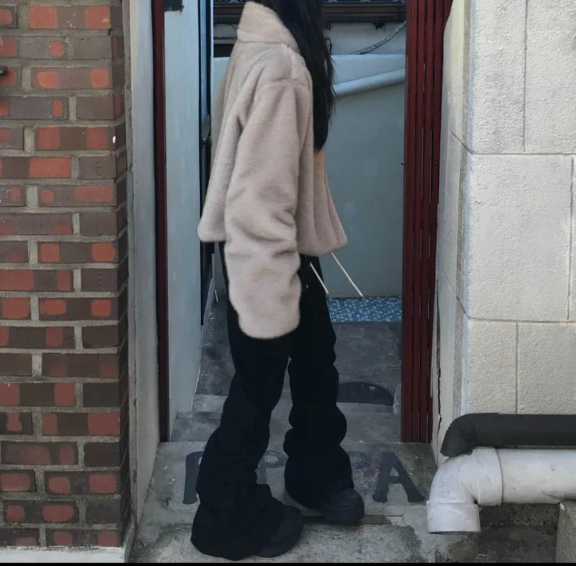 하몽마켓 부츠컷 트레이닝 바지 상품이미지2