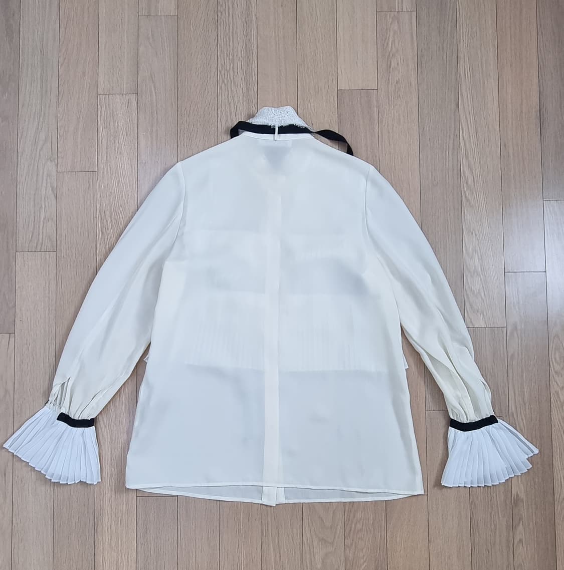 MICHAA 미샤 셔링 브라우스 S _ 여성 상품이미지5