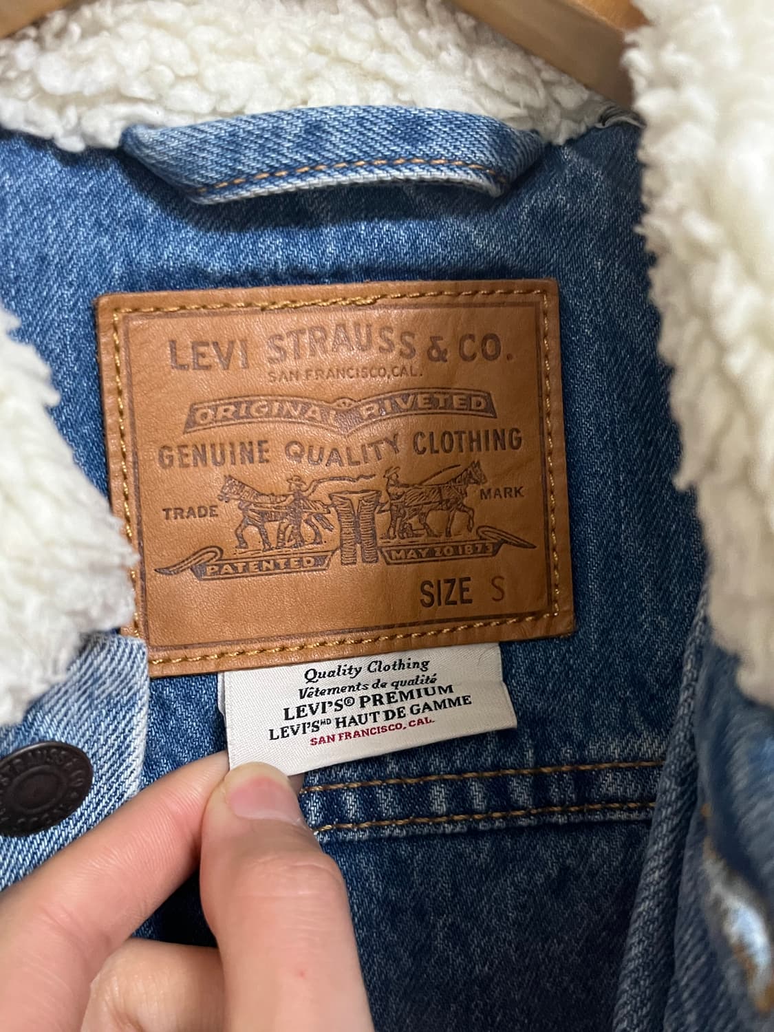 Levis Denim Sherpa Panel Trucker Jacket 상품이미지6