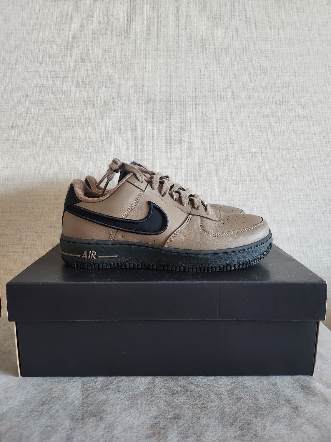 (250) 나이키 에어포스1 댄스 브라운/블랙 FJ7409-200 상품이미지3