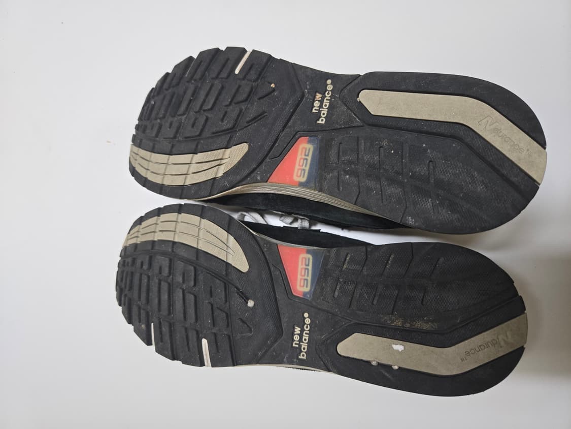뉴발란스 992 블렉&그레이 280 사이즈판매합니다 상품이미지3