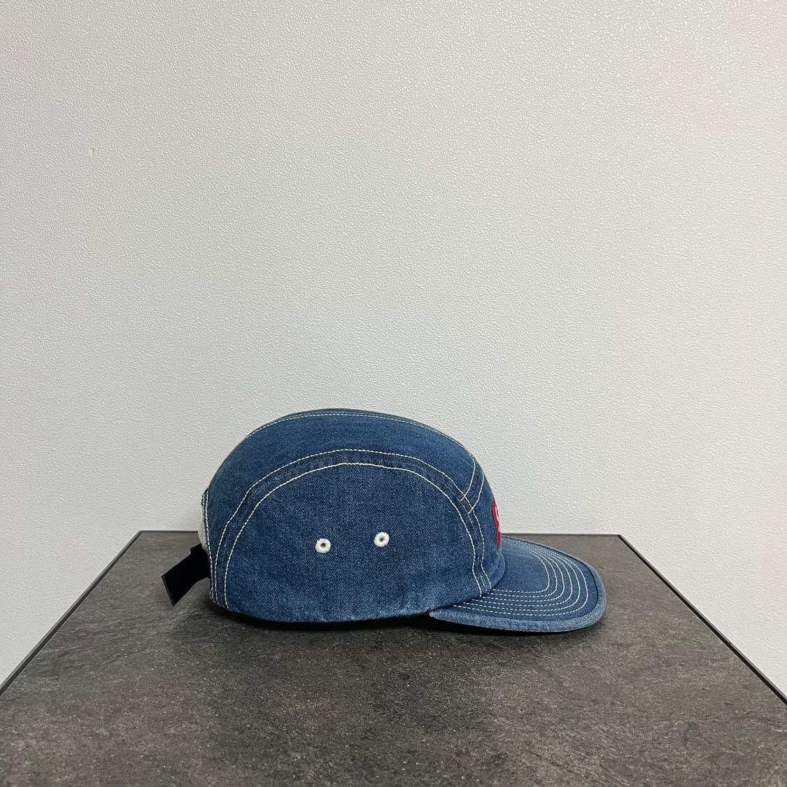 슈프림 스티치 워시드 데님 레드 박스로고 캠프캡 모자 상품이미지3