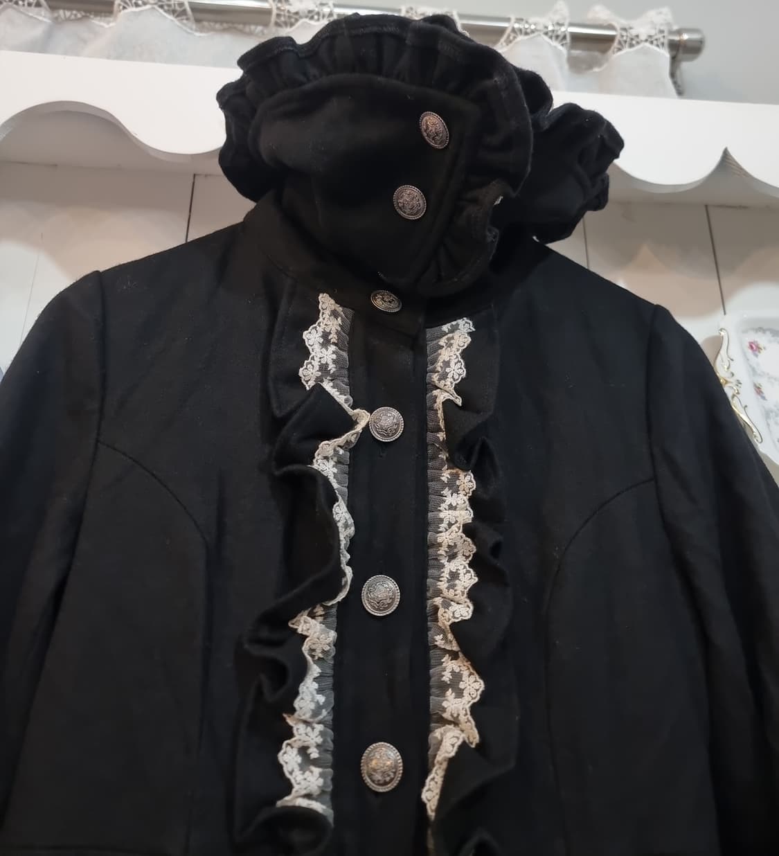 PUTUMAYO(푸투마요) 블랙 고딕 로맨틱 레이스 프릴 롱코트 상품이미지6