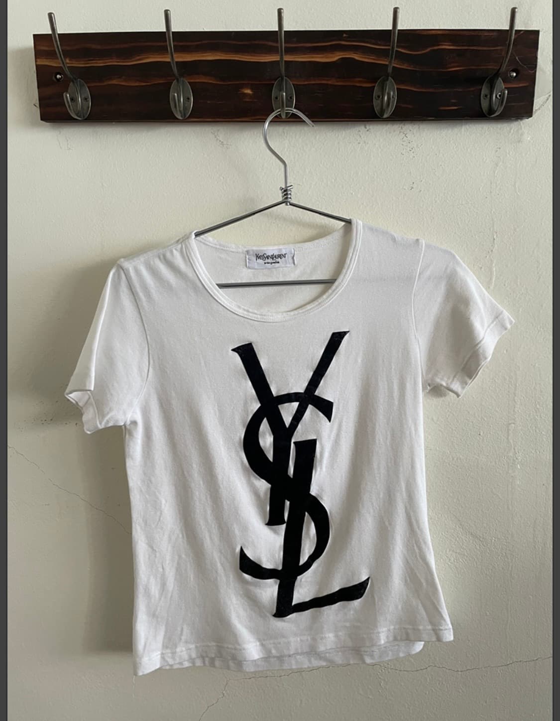 입생로랑 YSL 여자 반팔 티셔츠 상품이미지1