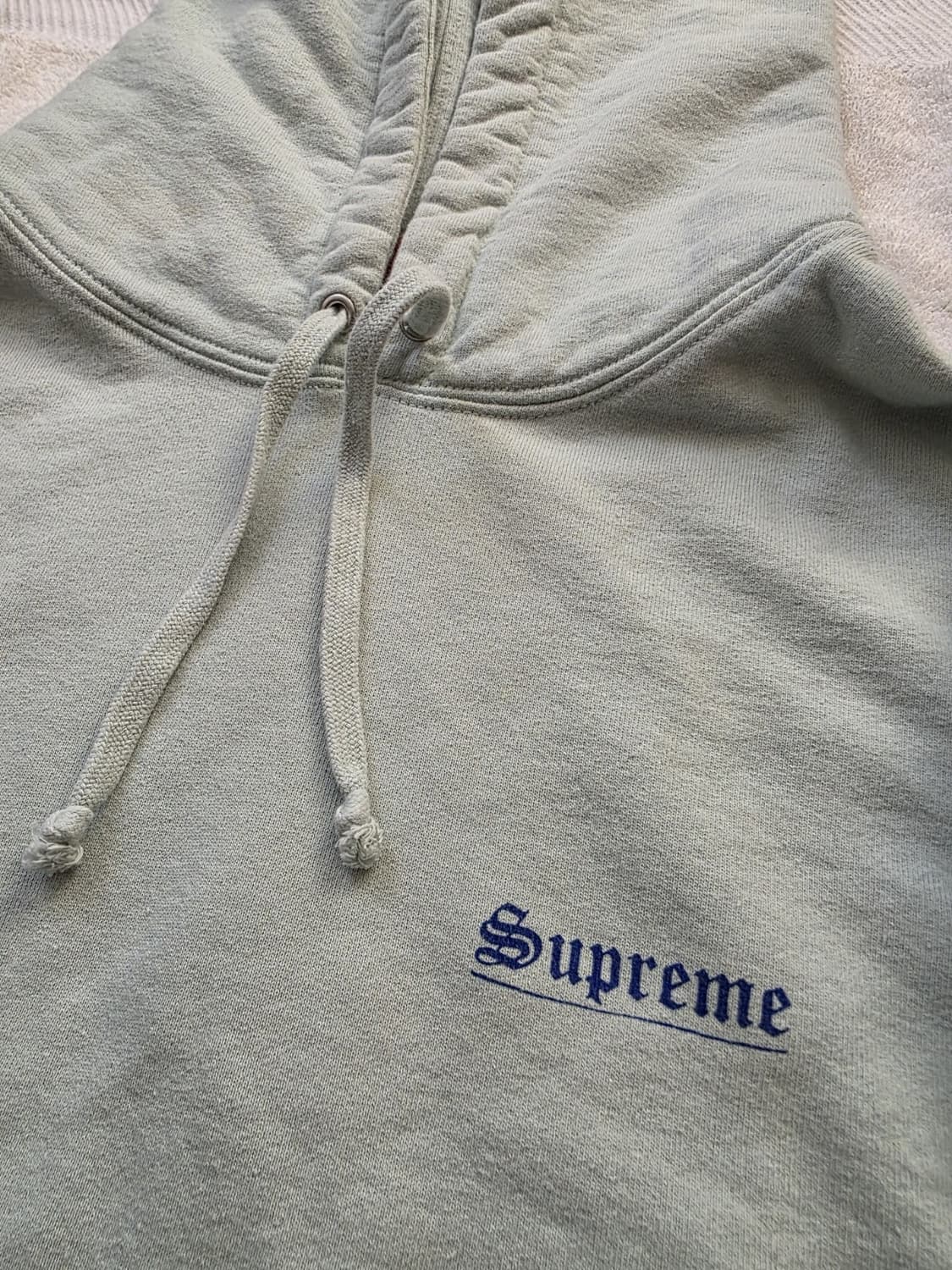 SS20 슈프림 메리 후드티 상품이미지4