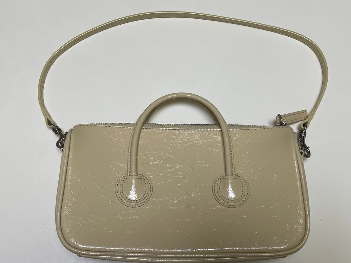 마지셔우드 지퍼 스몰 버터 크링클 상품이미지4