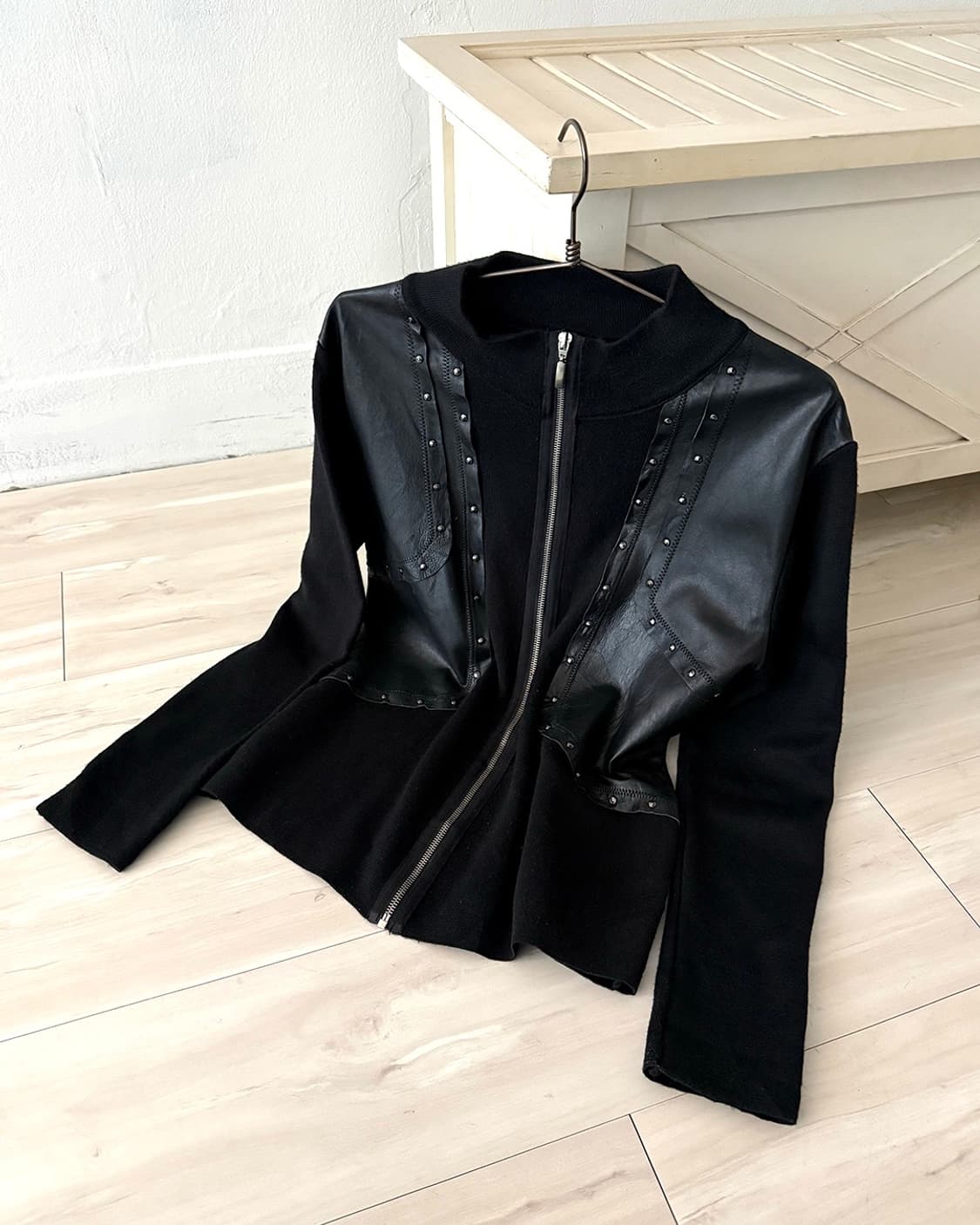 Real Leather point knit zip-up 상품이미지1