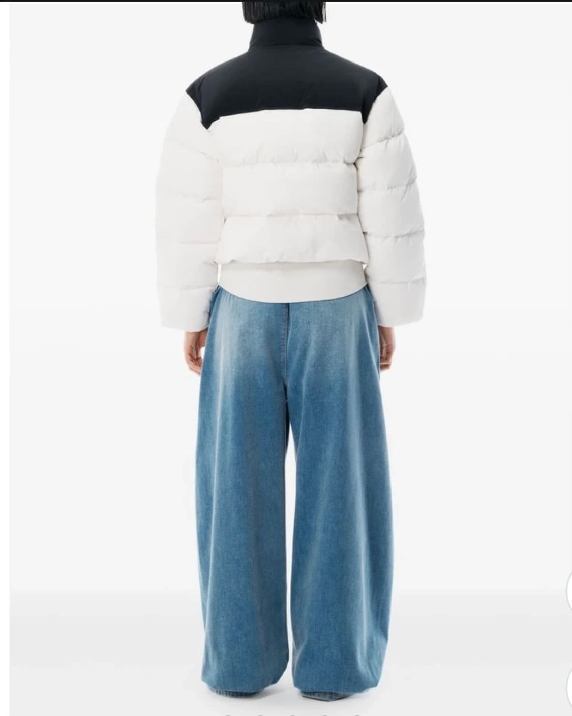 알렉산더왕 25fw 신상 크롭 패딩xs 상품이미지3