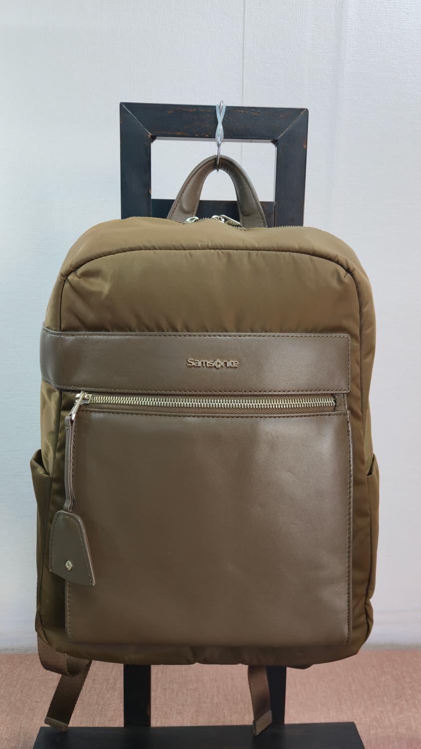 쌤소나이트의 APLEY 백팩 브라운 색상 상품이미지1