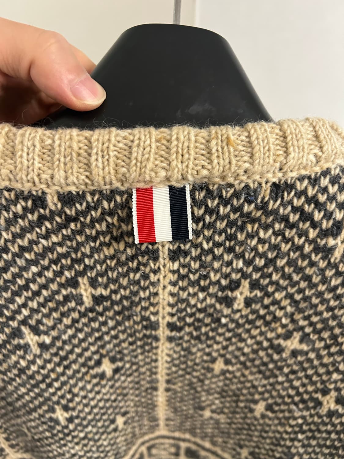 톰브라운 니트 상품이미지3