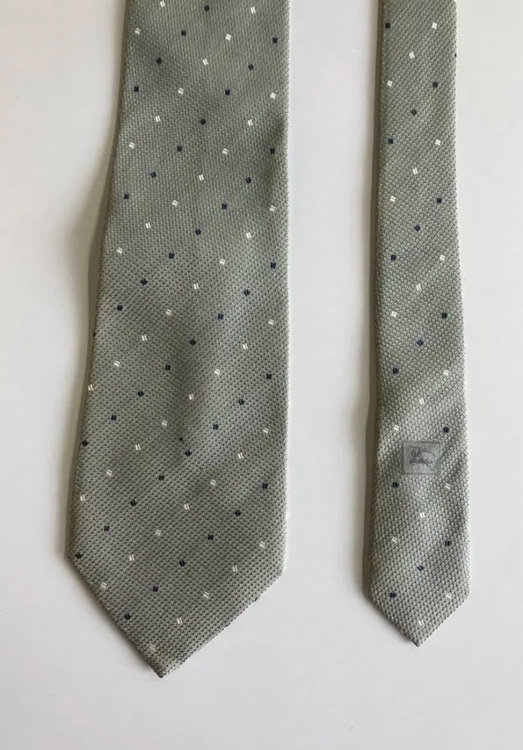 버버리 넥타이 상품이미지1