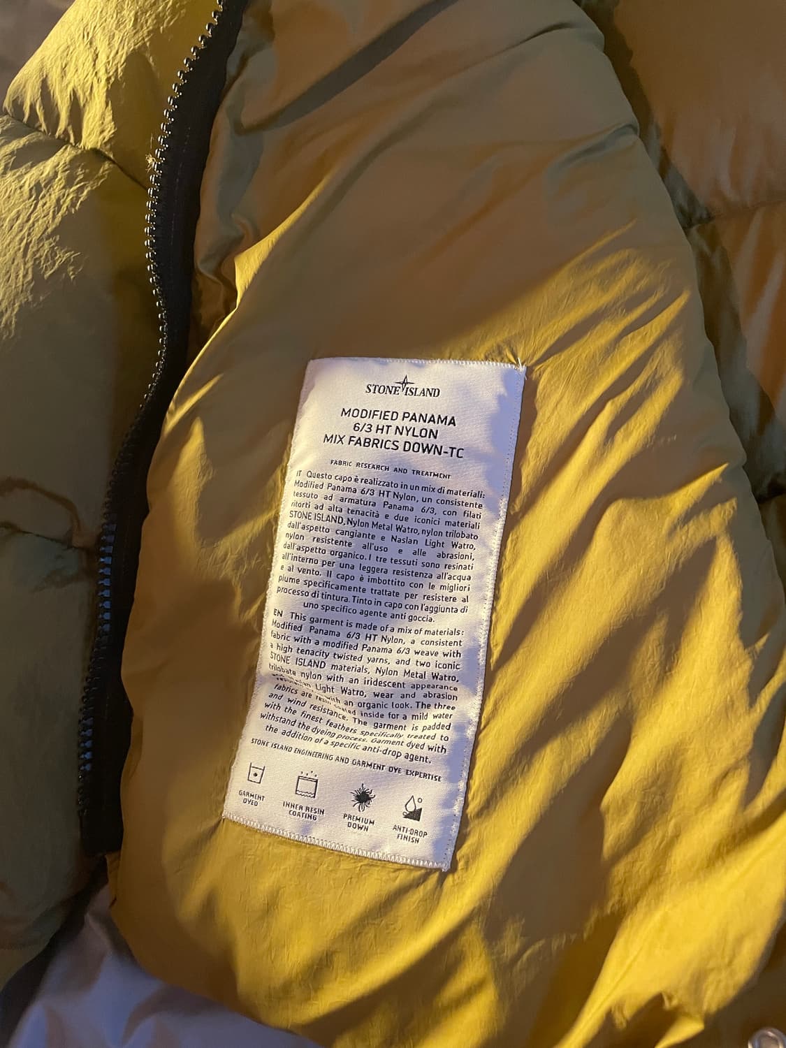 22fw 스톤아일랜드 패딩 판매 (M) 상품이미지2