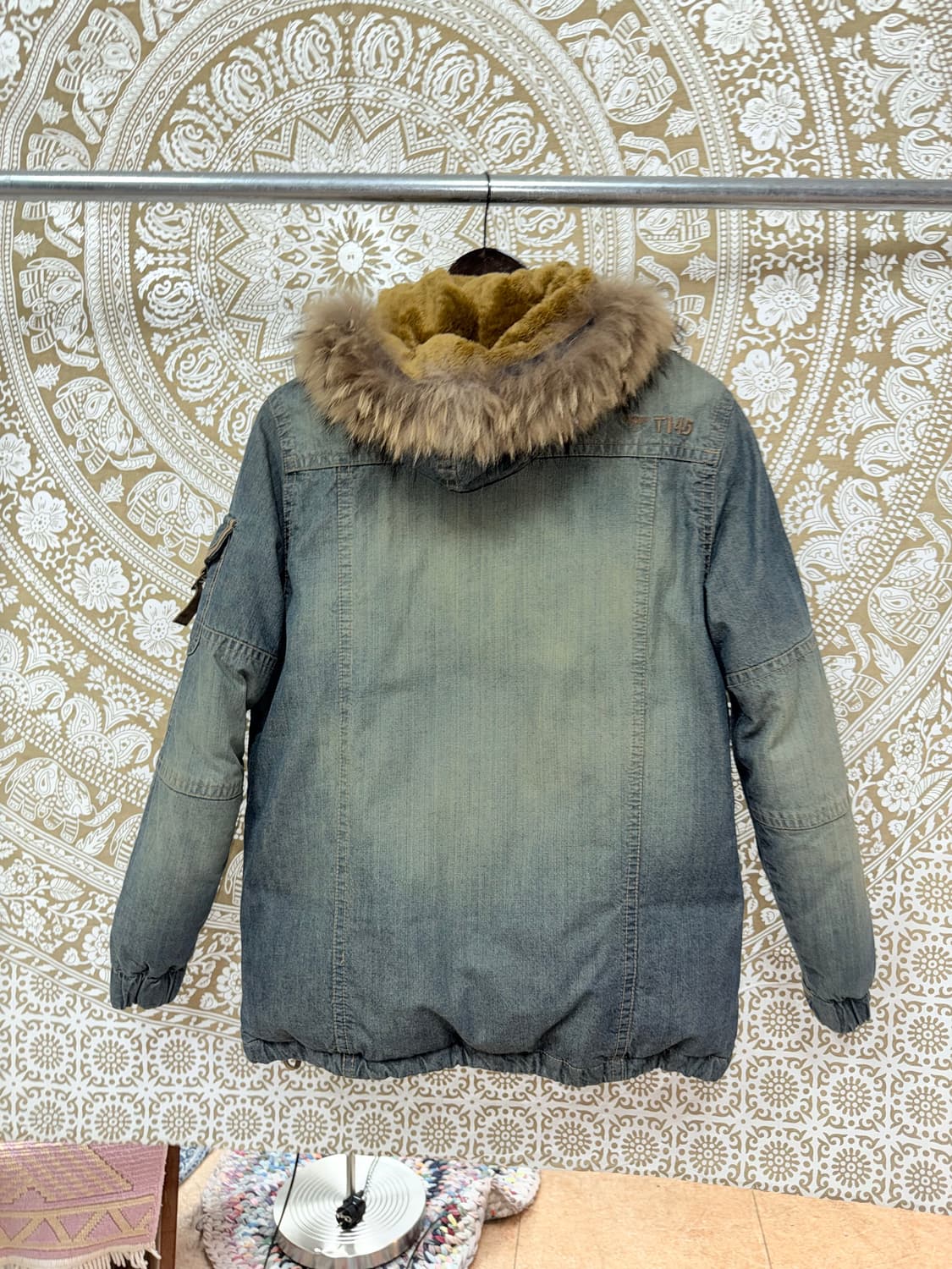 썰스데이아일랜드 오리털 데님 하프패딩  상품이미지6