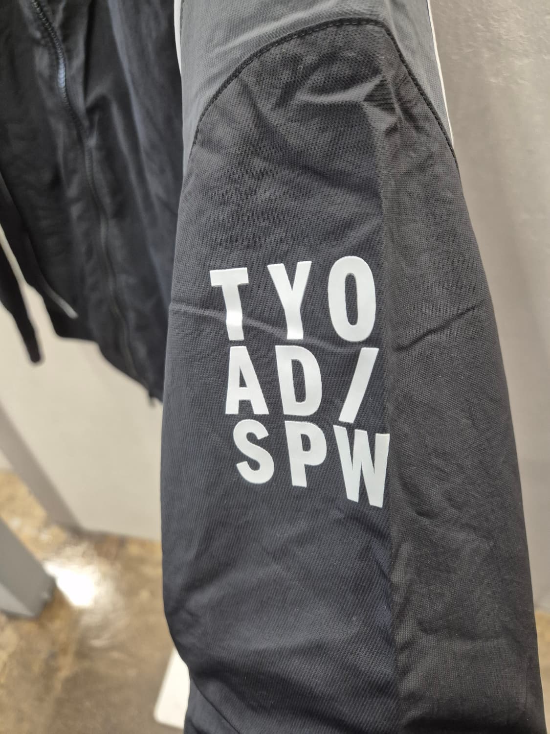 아디다스 바람막이 블랙 M 상품이미지5