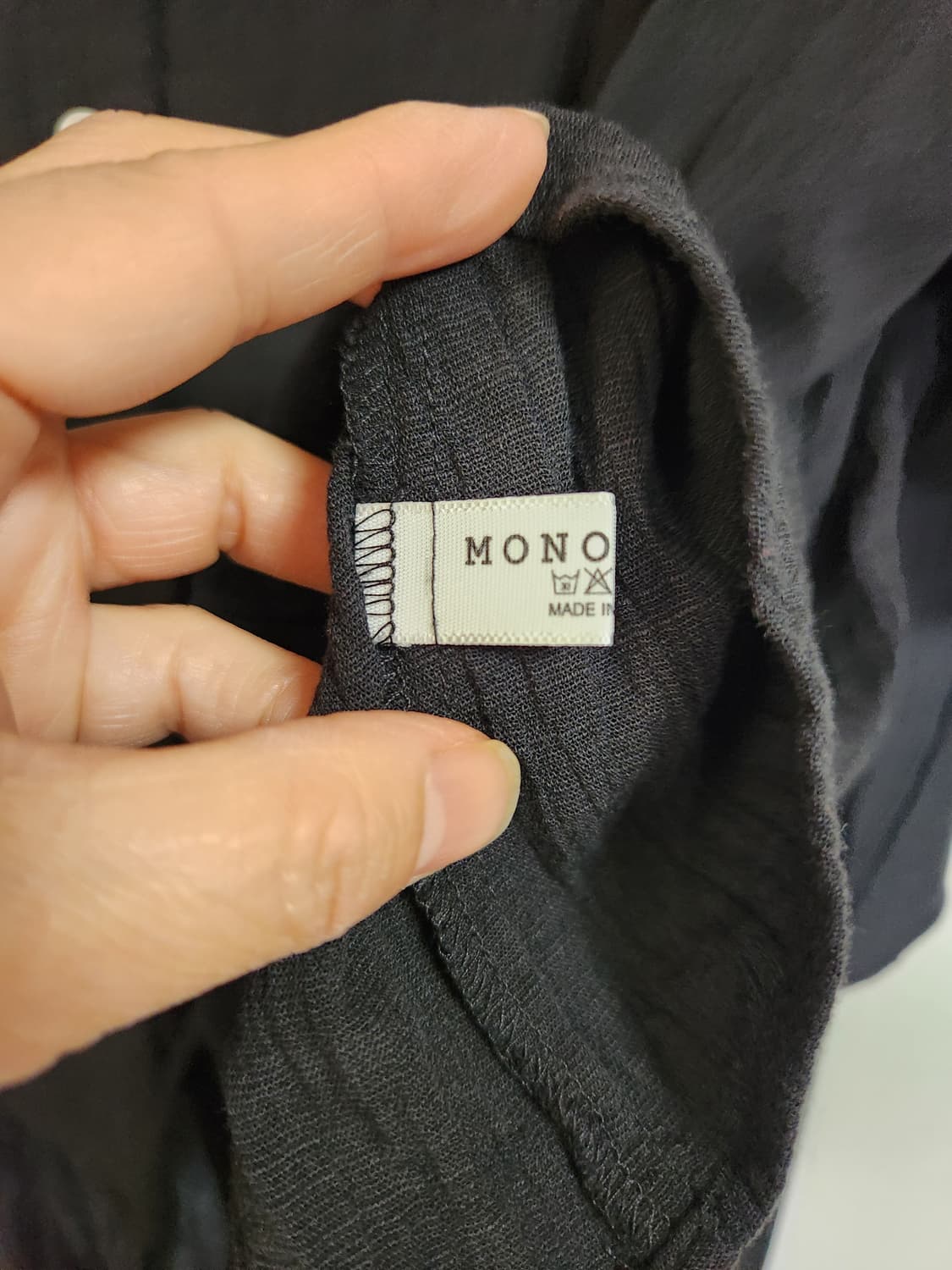 검정색 반팔 블라우스 셔링 끈 free 상품이미지3