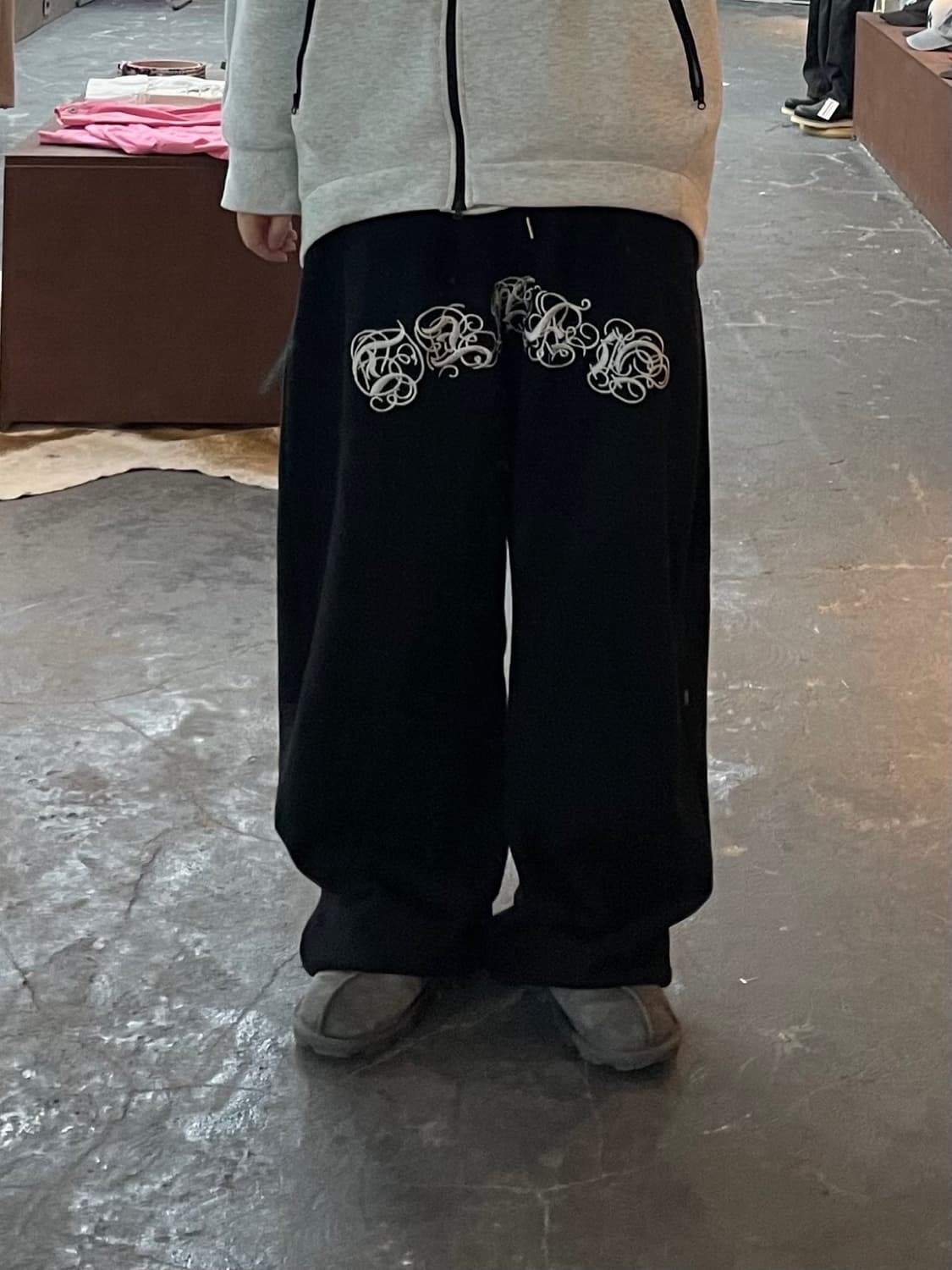 빈티지 레터링 자수 양기모 스웻팬츠 H1950 상품이미지2