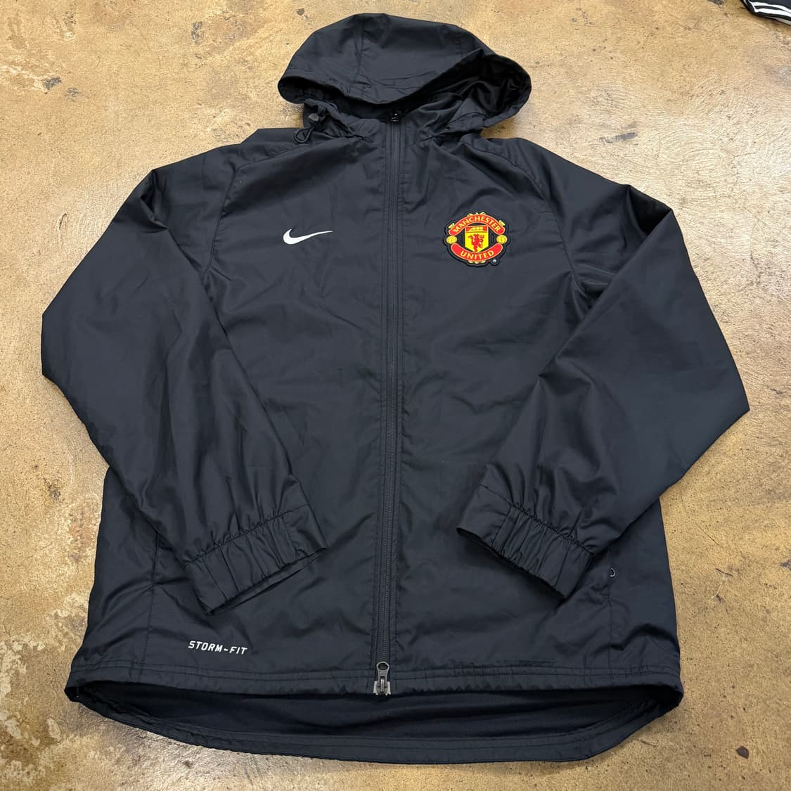나이키 맨유 블랙 바람막이 상품이미지2