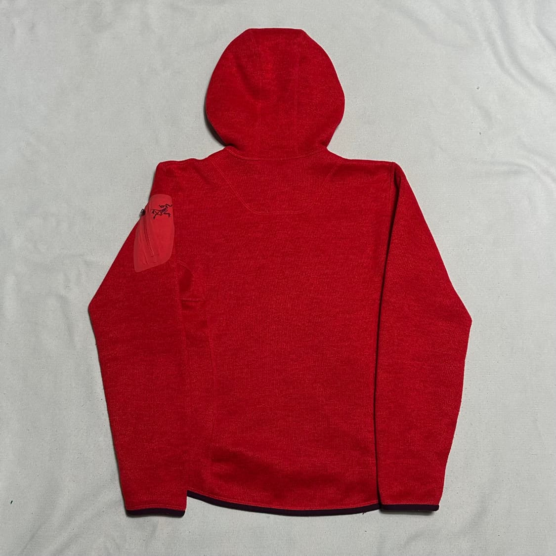 M 아크테릭스 우먼즈 레드 후드 플리스 상품이미지3