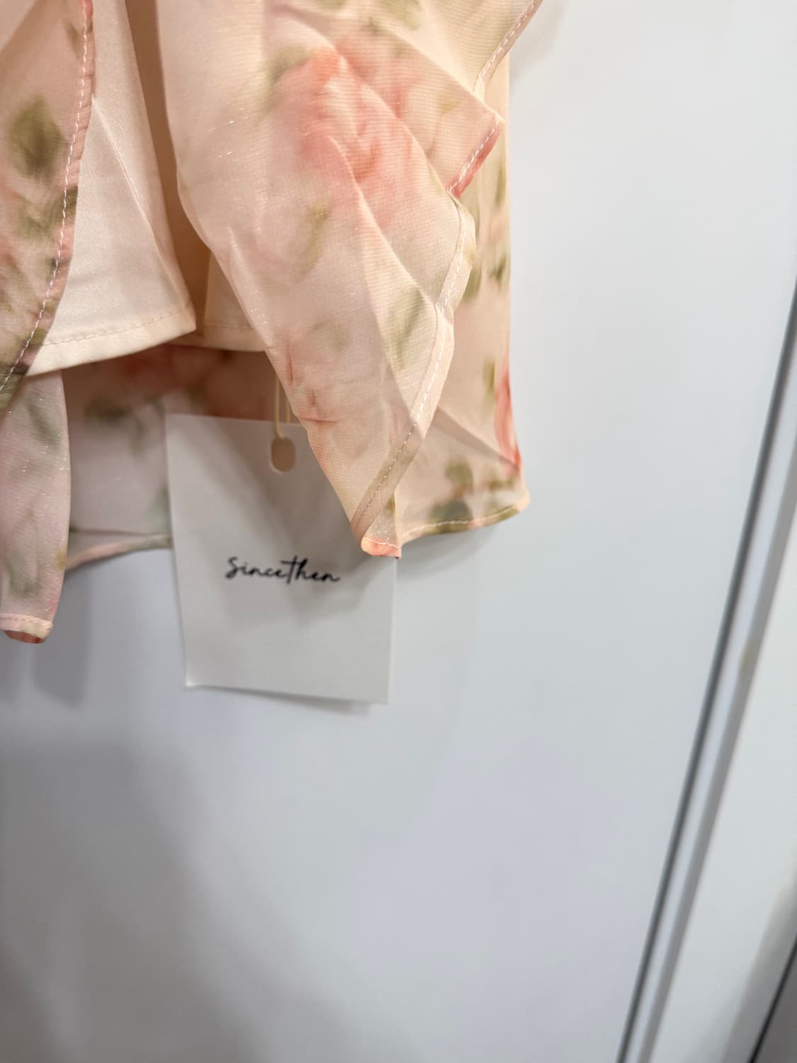 신스덴 플로랄 브이넥 미니원피스 M 새상품 상품이미지8