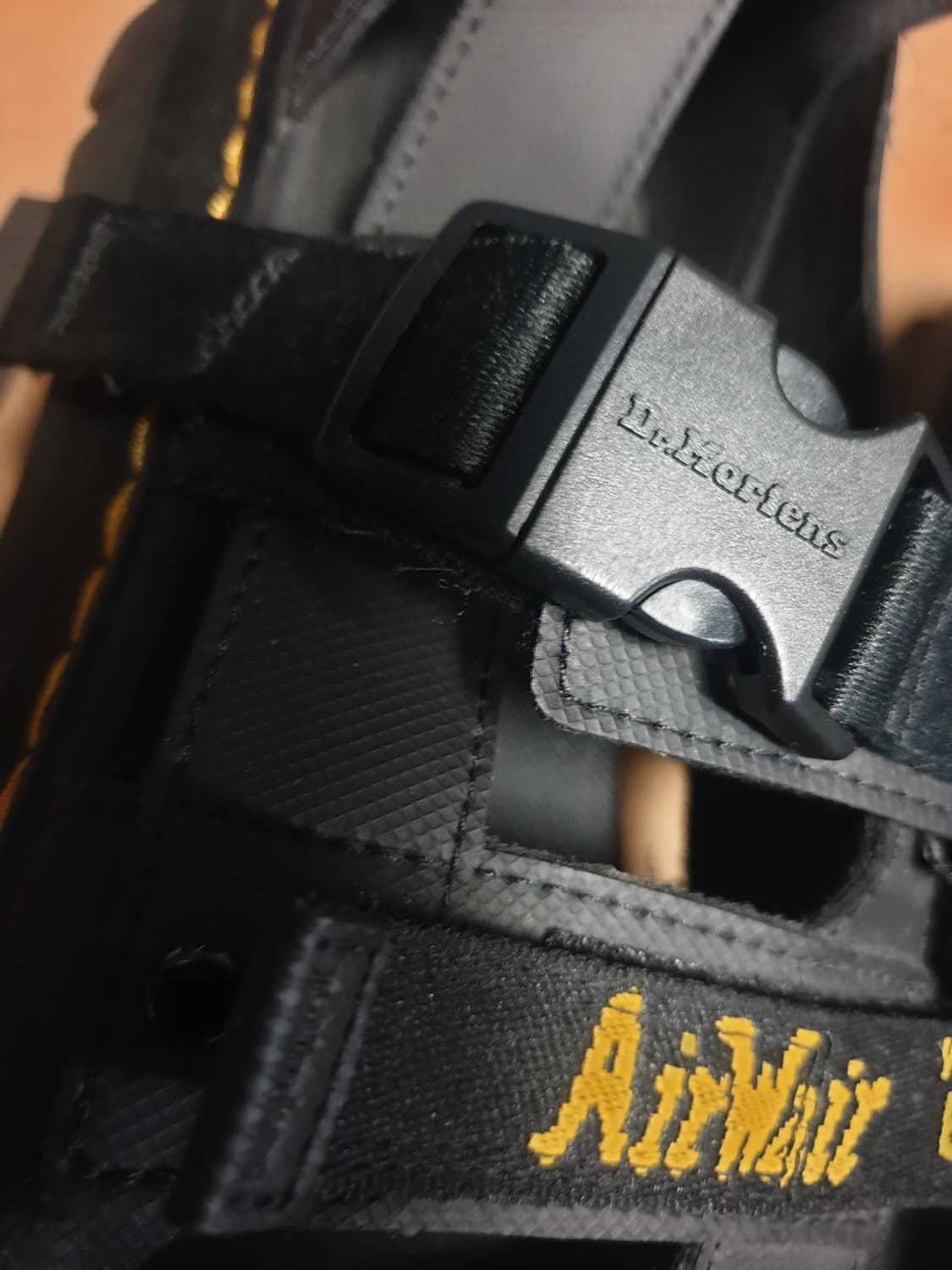 닥터마틴 피어슨 샌들 블랙 UK8 (270) 상품이미지4