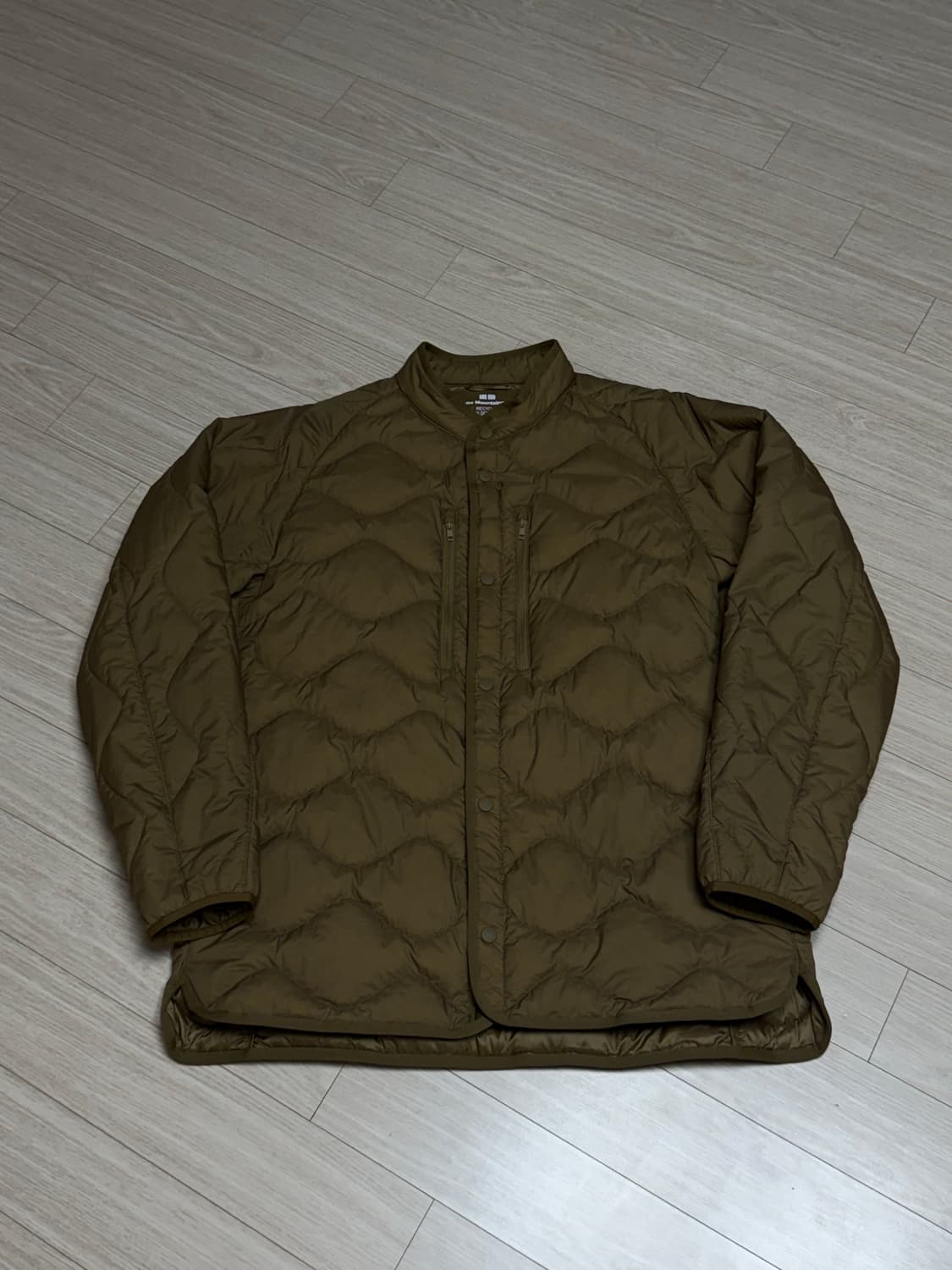 유니클로 화이트마운티어링 리사이클 다운 자켓 XL 브라운 상품이미지1