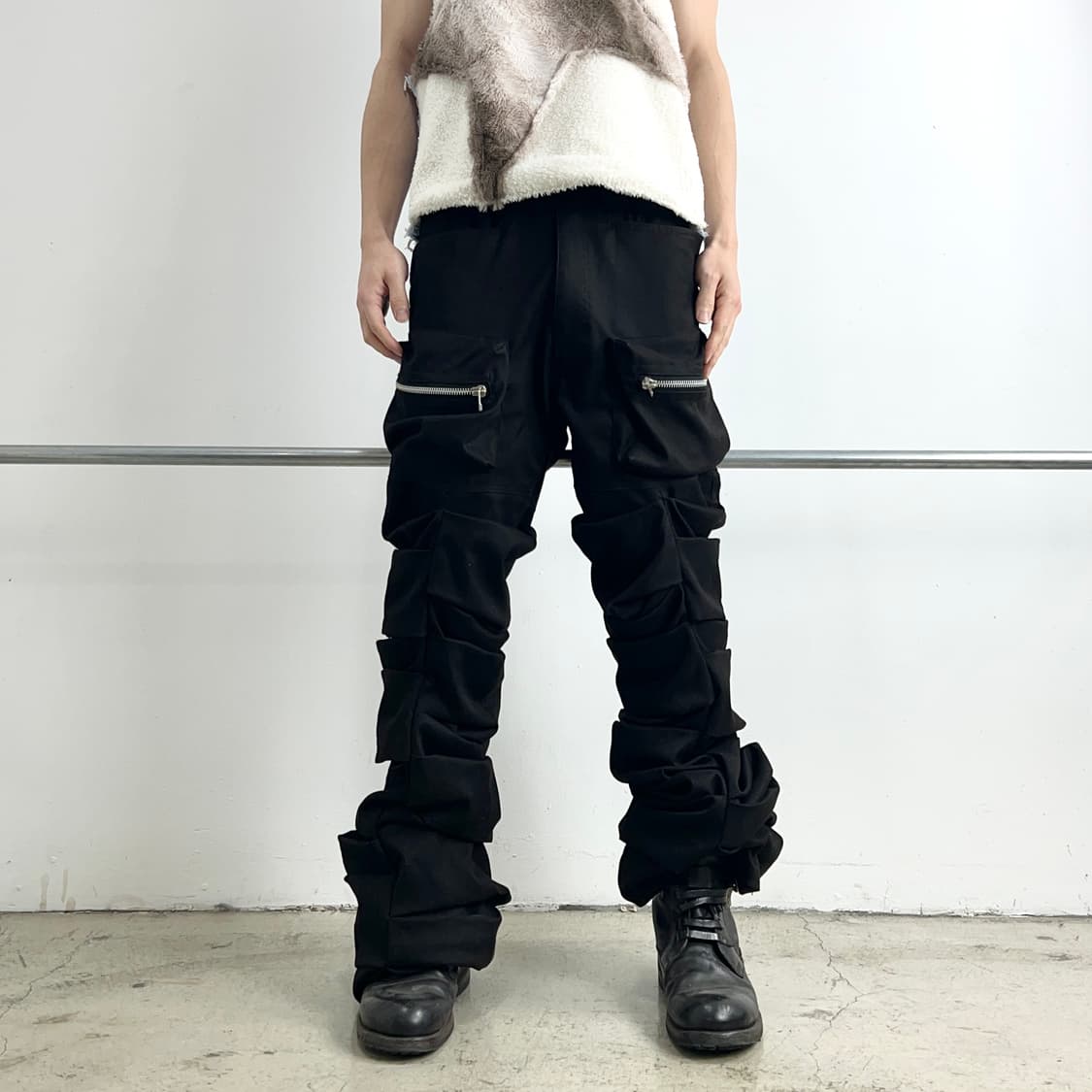 A.F Artefact 턱 볼륨 카고 팬츠 상품이미지2