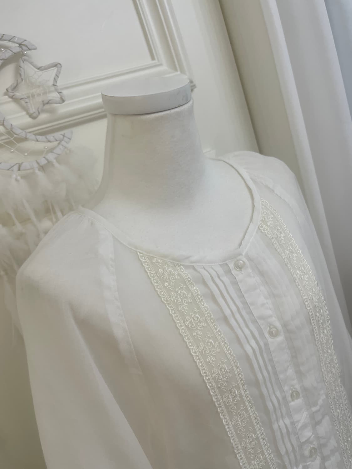 white cotton lace point reglan blouse 상품이미지8