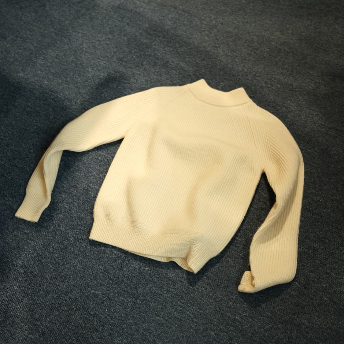 빔즈보이 아이보리 니트 스웨터 상품이미지1