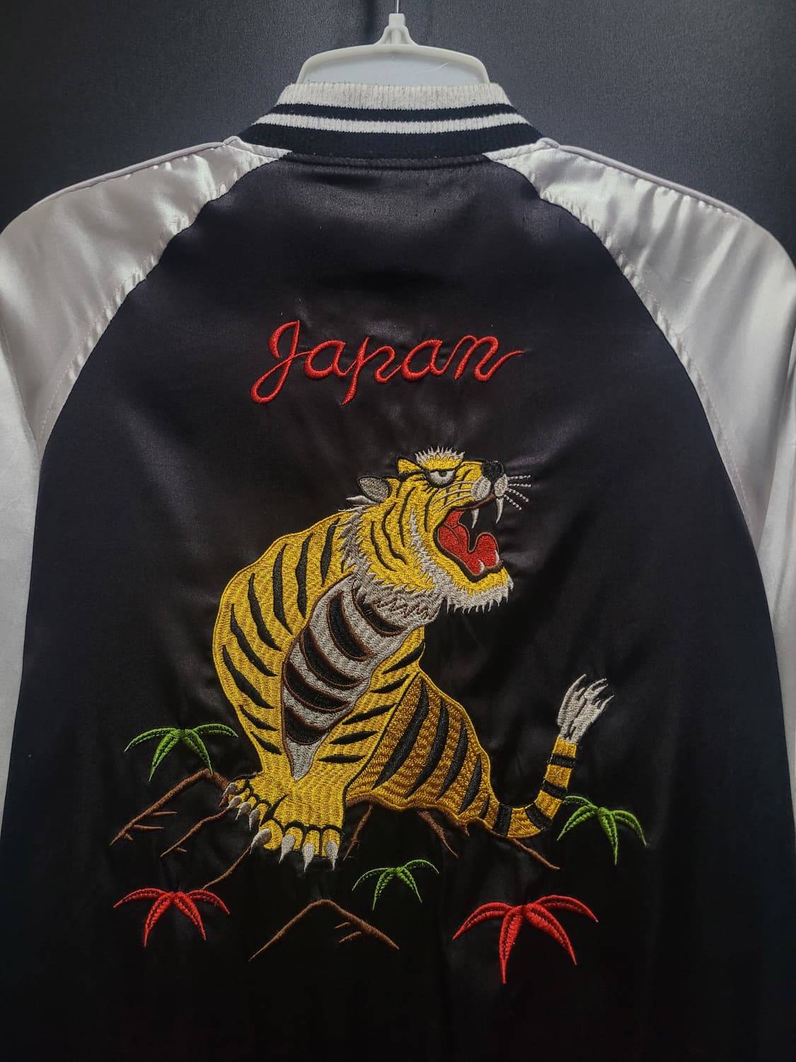 SPINNS 일본 빈티지 타이거 뱀부 죽호 자수로고 스카잔  상품이미지4