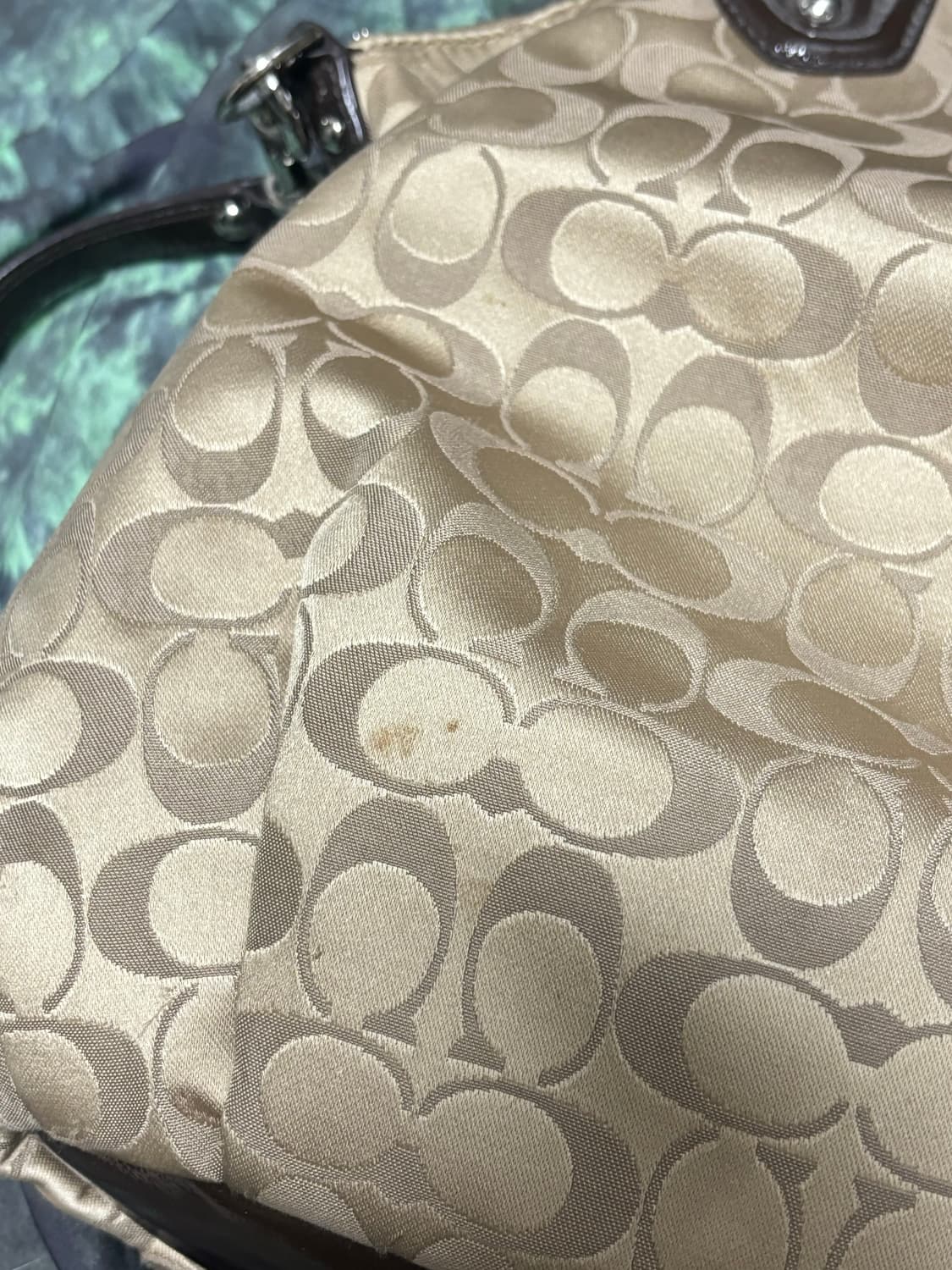 coach 코치 시그니처 브라운 숄더백 겸 크로스백 상품이미지5