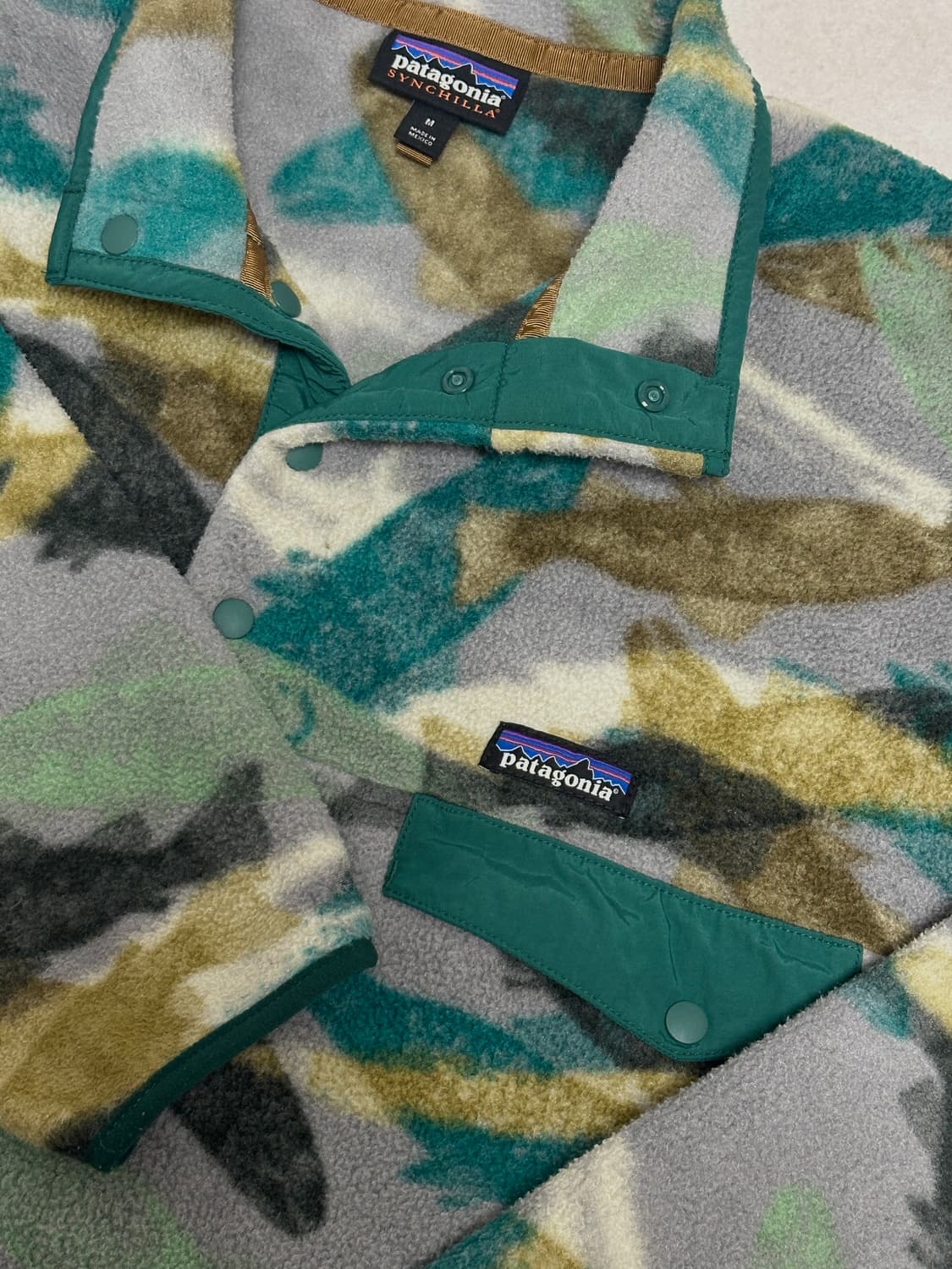 파타고니아 신칠라 연어 M 상품이미지1