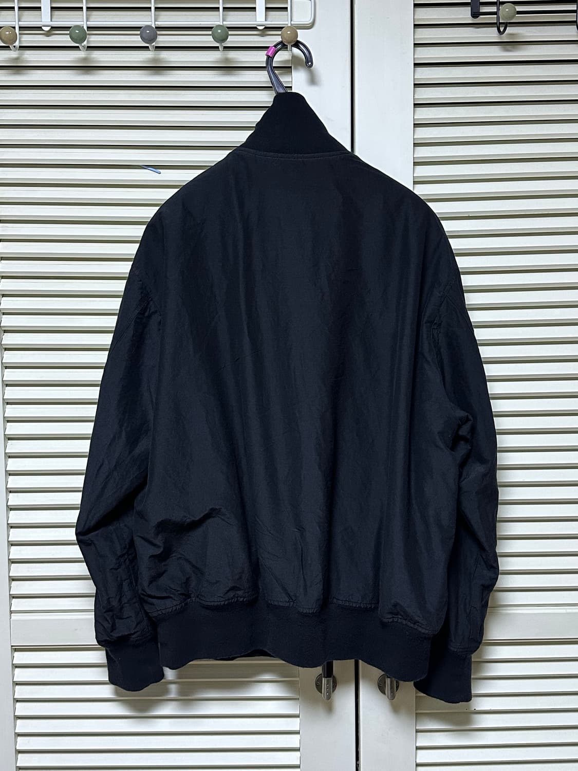 [1] comoli 25ss 코튼실크 리버시블 트랙자켓 블랙 상품이미지5