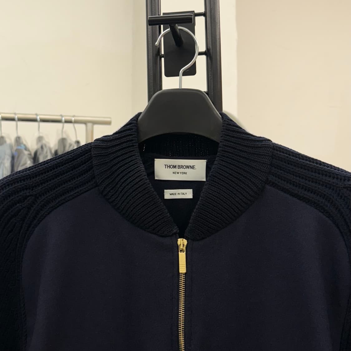 [유일매물/4] 톰브라운 캐시미어 봄버 자켓 상품이미지2