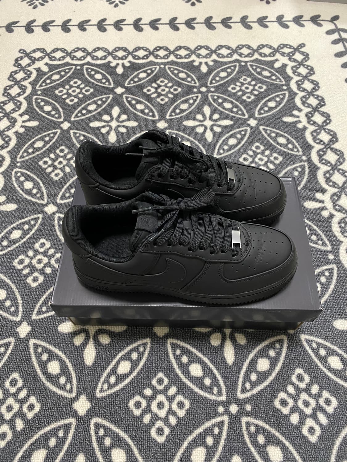 (255)에어포스1 프리미엄 올블랙 상품이미지2