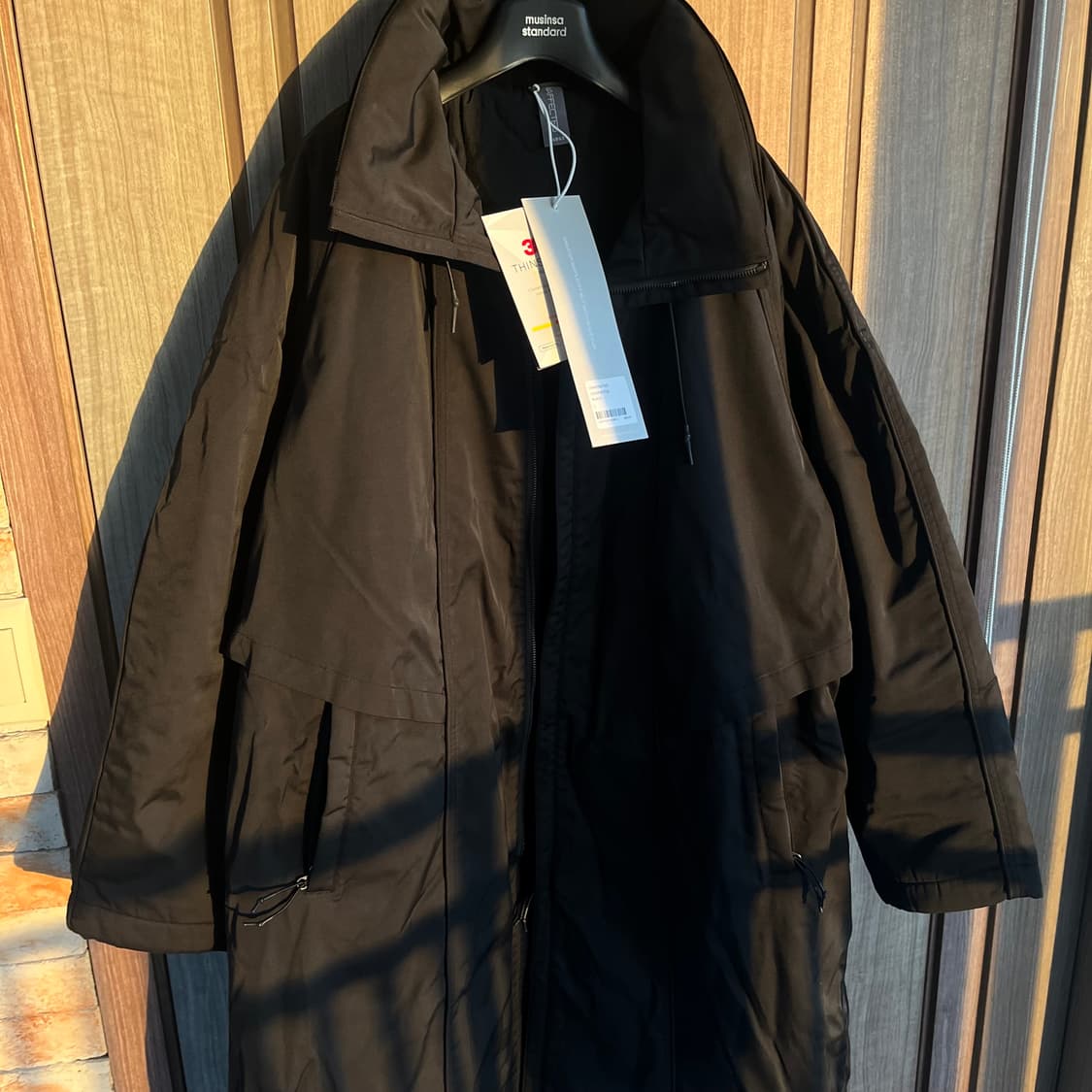 새상품(L)언어펙티드 파라슈트 코트 블랙 상품이미지1