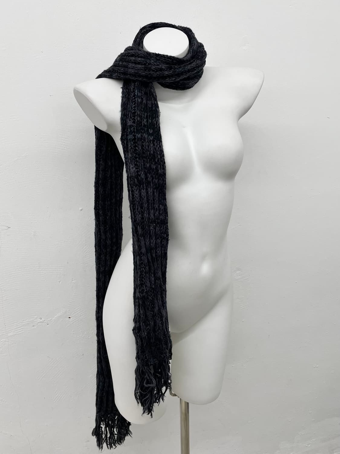 차콜 롱 코지 머플러  상품이미지3