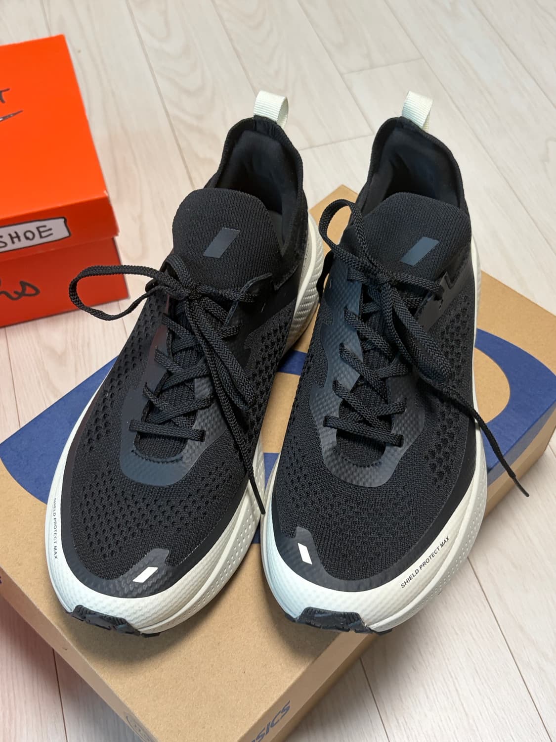 자라 스펌 폼 V2 런닝화 블랙 (275~280mm) 상품이미지2