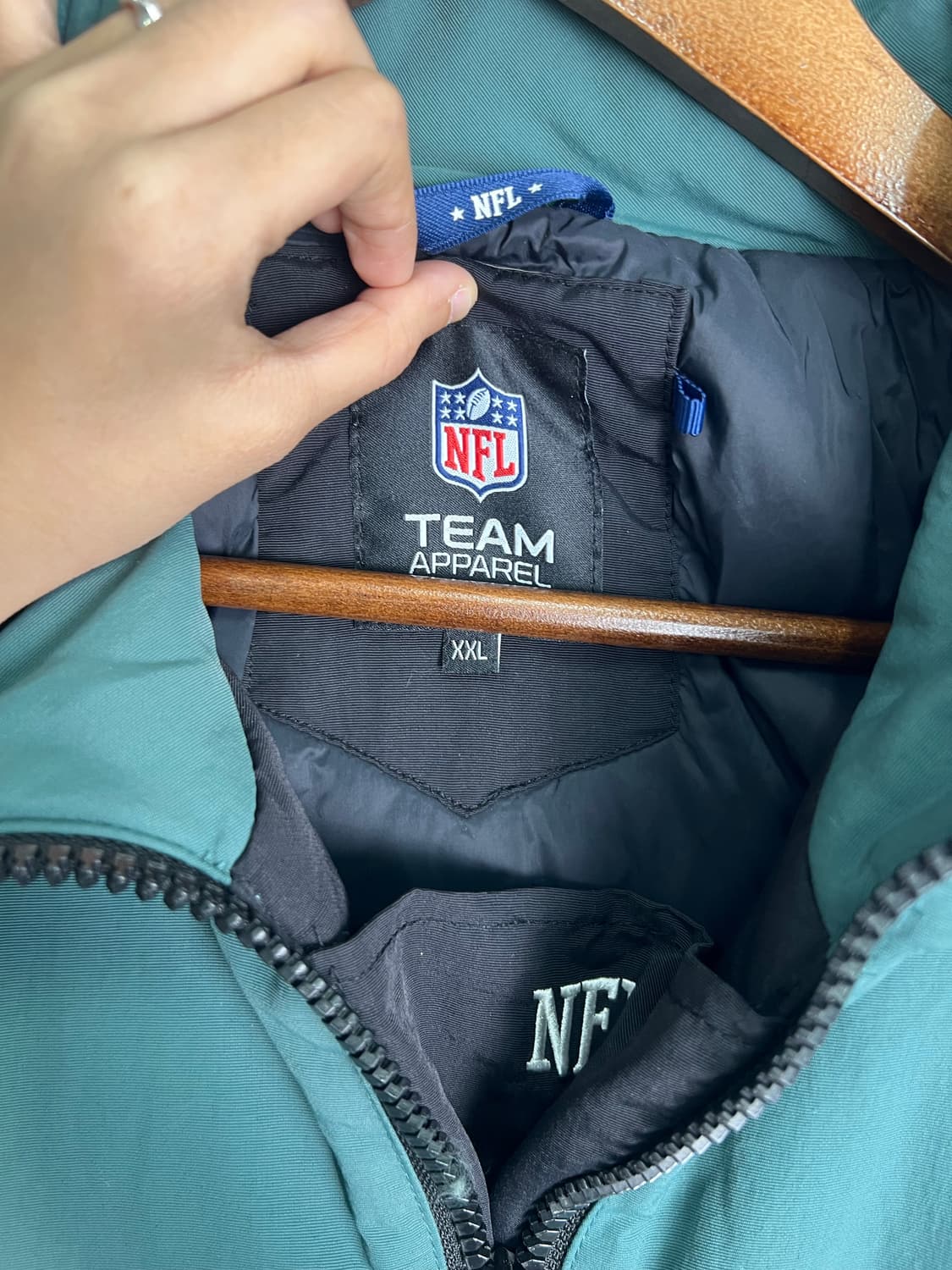 TEAM APPAREL 바람막이 상품이미지2